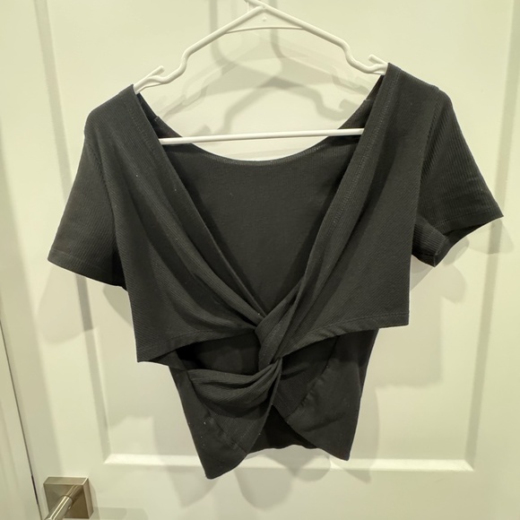 Hollister cross back cropped shirt - Picture 5 of 6